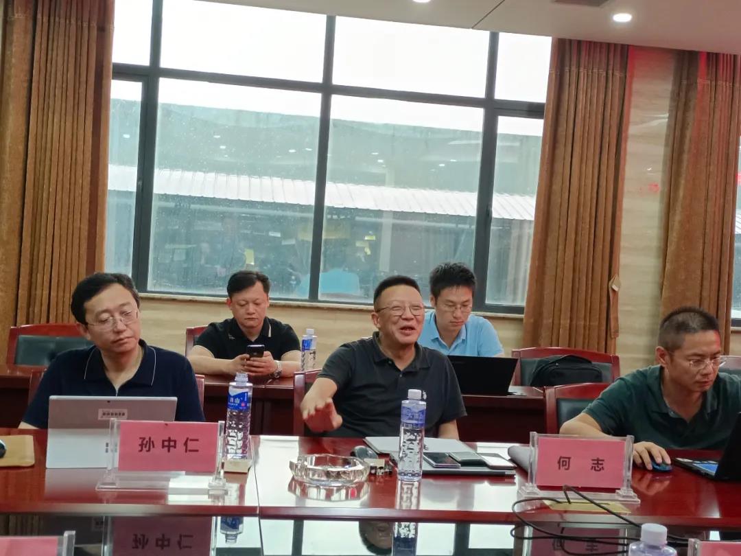 东风商用车公司科长赴腾博会集团进行考察调