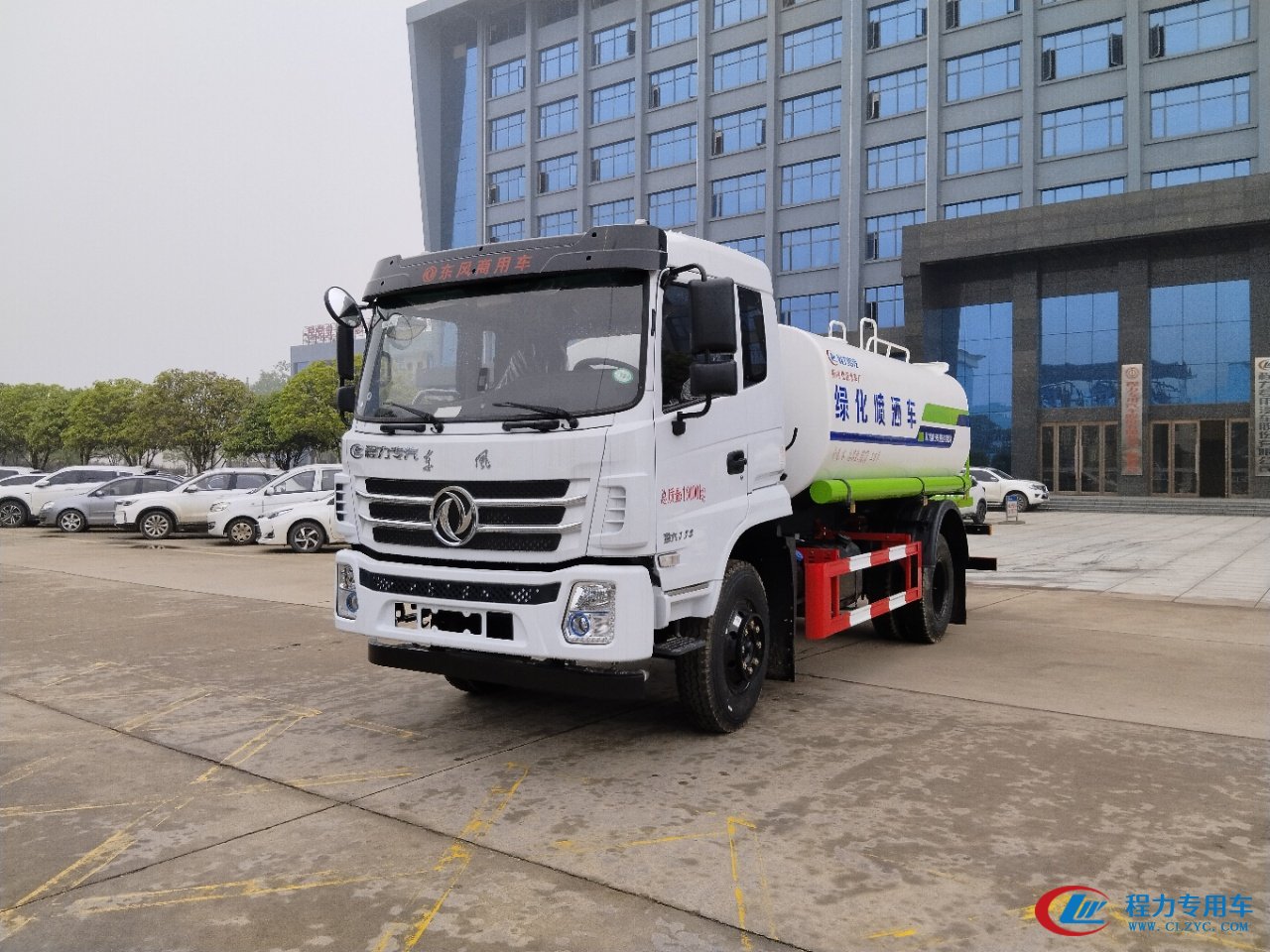 腾博会东风K6新款12方绿化洒水车
